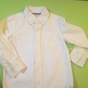 Light yellow button down boys shirt